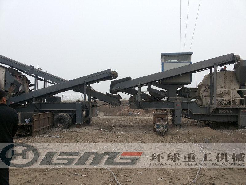 Mobile Crusher for Recycling Construction Waste in NanJing China